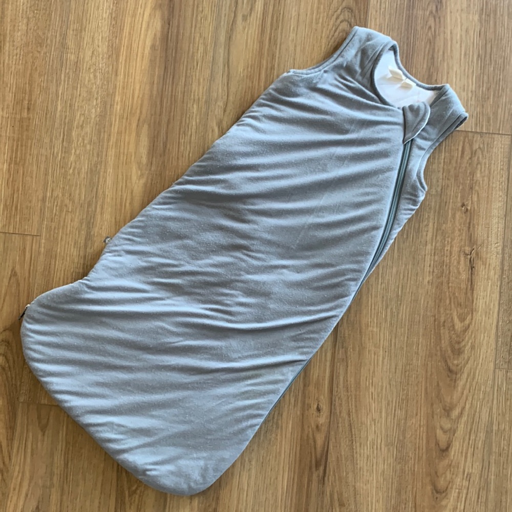 Kyte Baby sleep sack Dark grey. Very clean. Tog 2.5 size 0-6 months